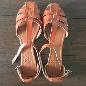 NEVER WORN American Eagle Sandals